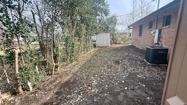 $1,800 | 800 Otis Street, Taylor, TX 76574