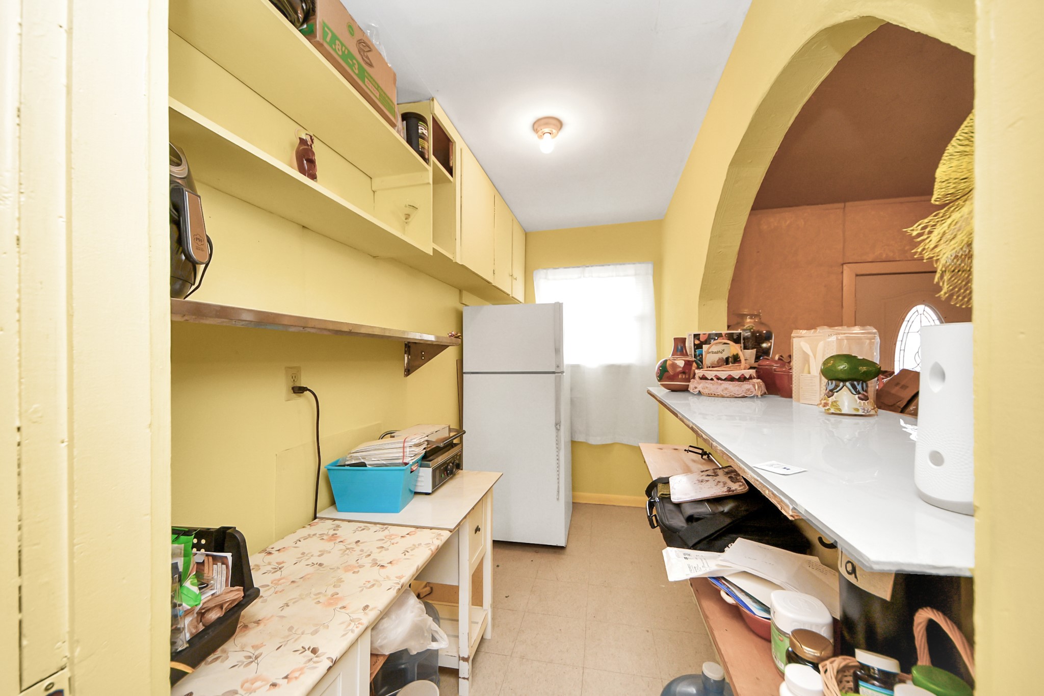 9701 Foredale Street Houston, TX 77075 - Photo 25 of 32 a view of dining room with furniture and a window
