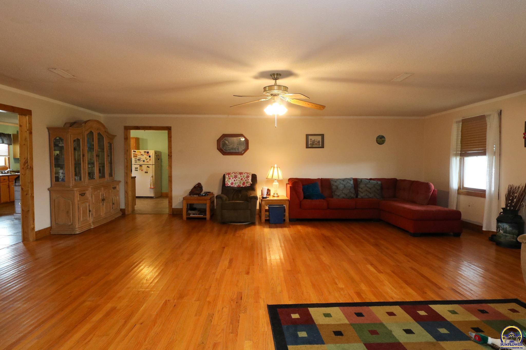 1673 Rd V6 Emporia, KS 66801 - Photo 10 of 58 Living Room