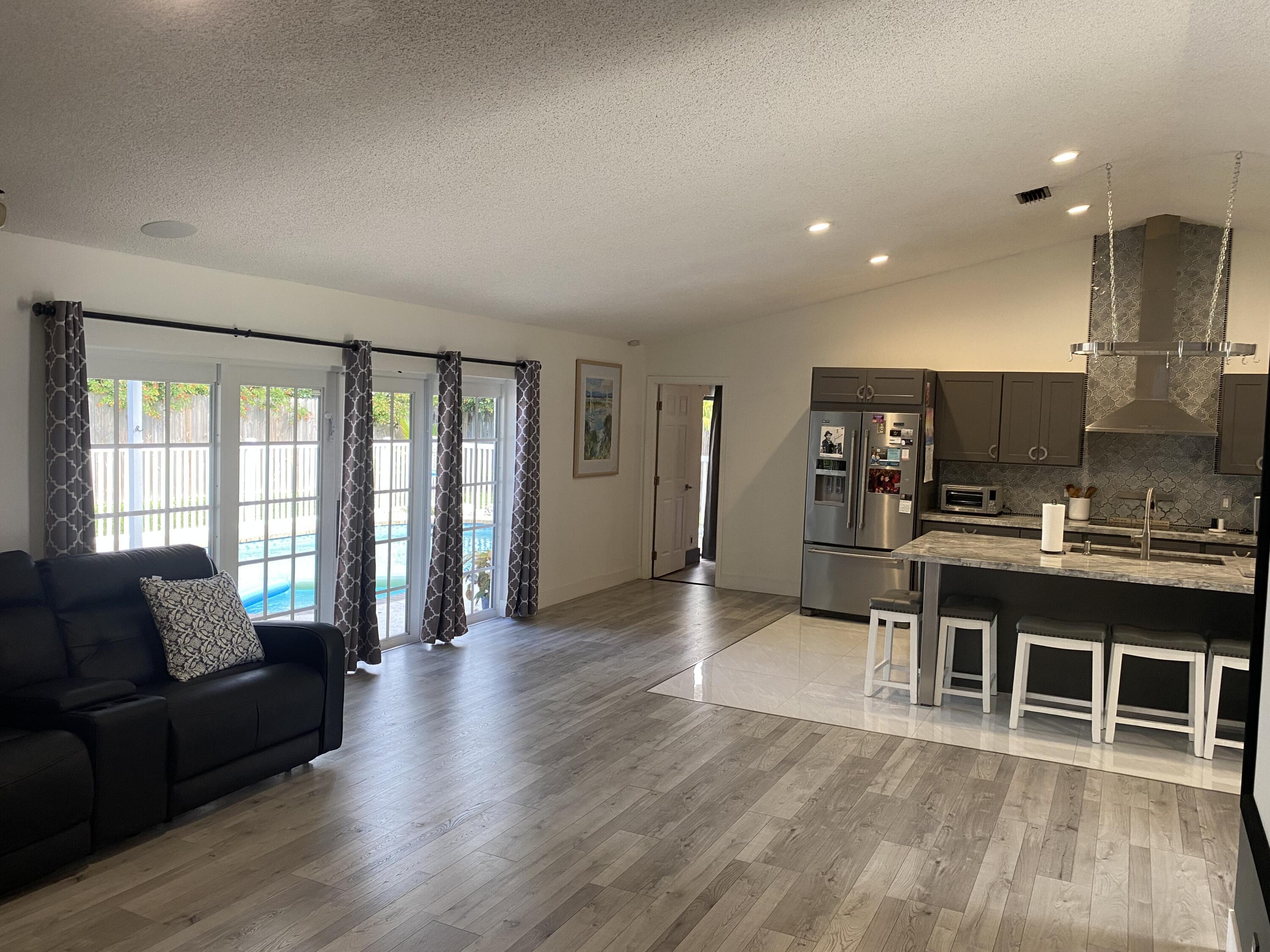 19131 Fairlawn Way Boca Raton, FL 33434 - Photo 3 of 25 IMG_6986