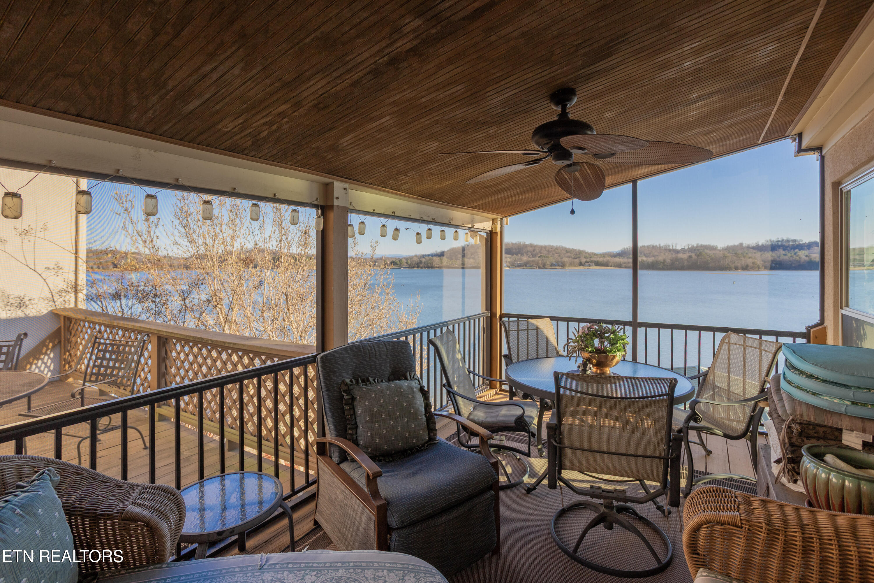 3478 Navigator Point Knoxville, TN 37922 - Photo 17 of 41 Exterior_Screened-Porch_01