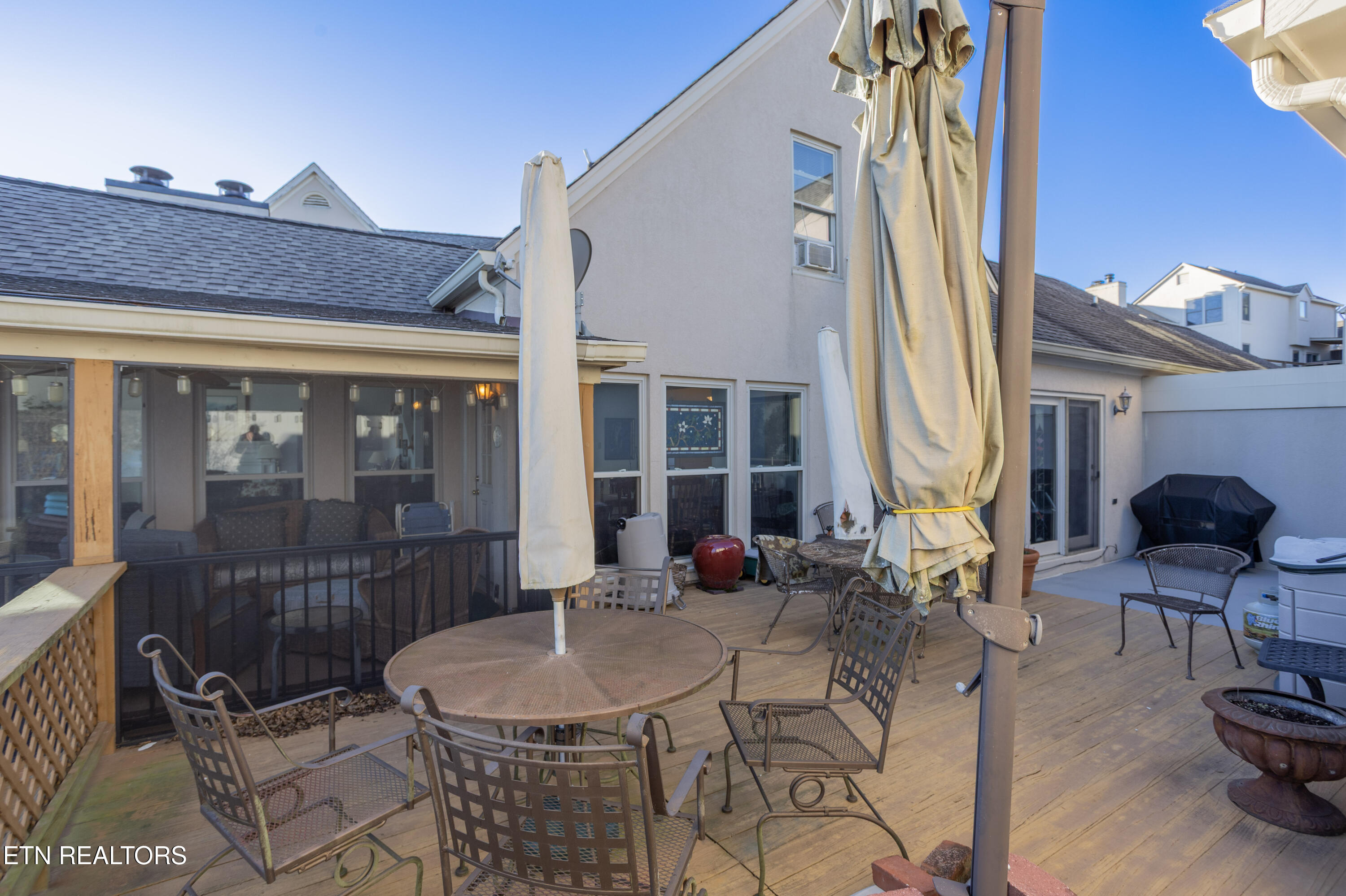 3478 Navigator Point Knoxville, TN 37922 - Photo 19 of 41 Exterior_Deck_02