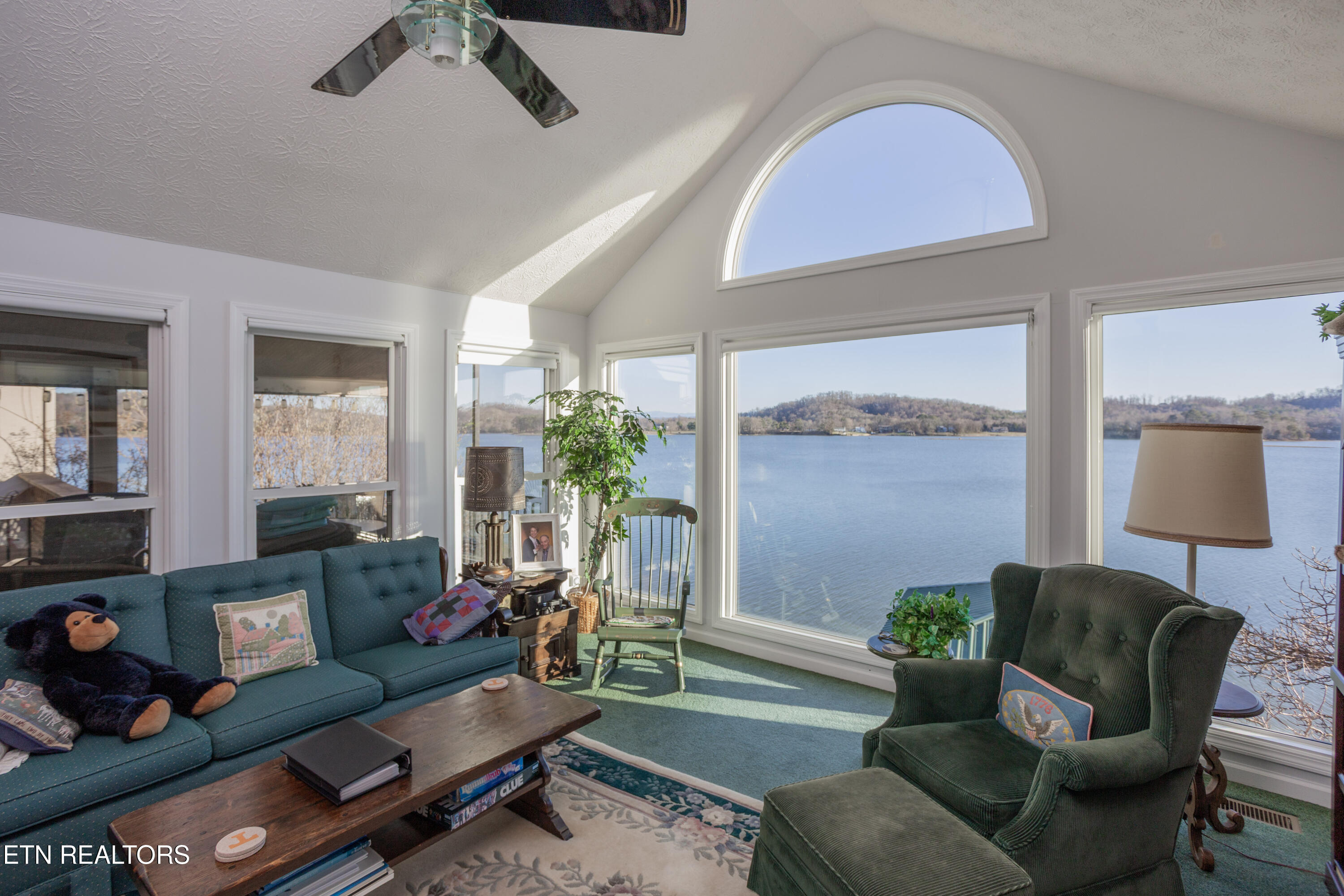 3478 Navigator Point Knoxville, TN 37922 - Photo 3 of 41 Interior_Living-Room_02