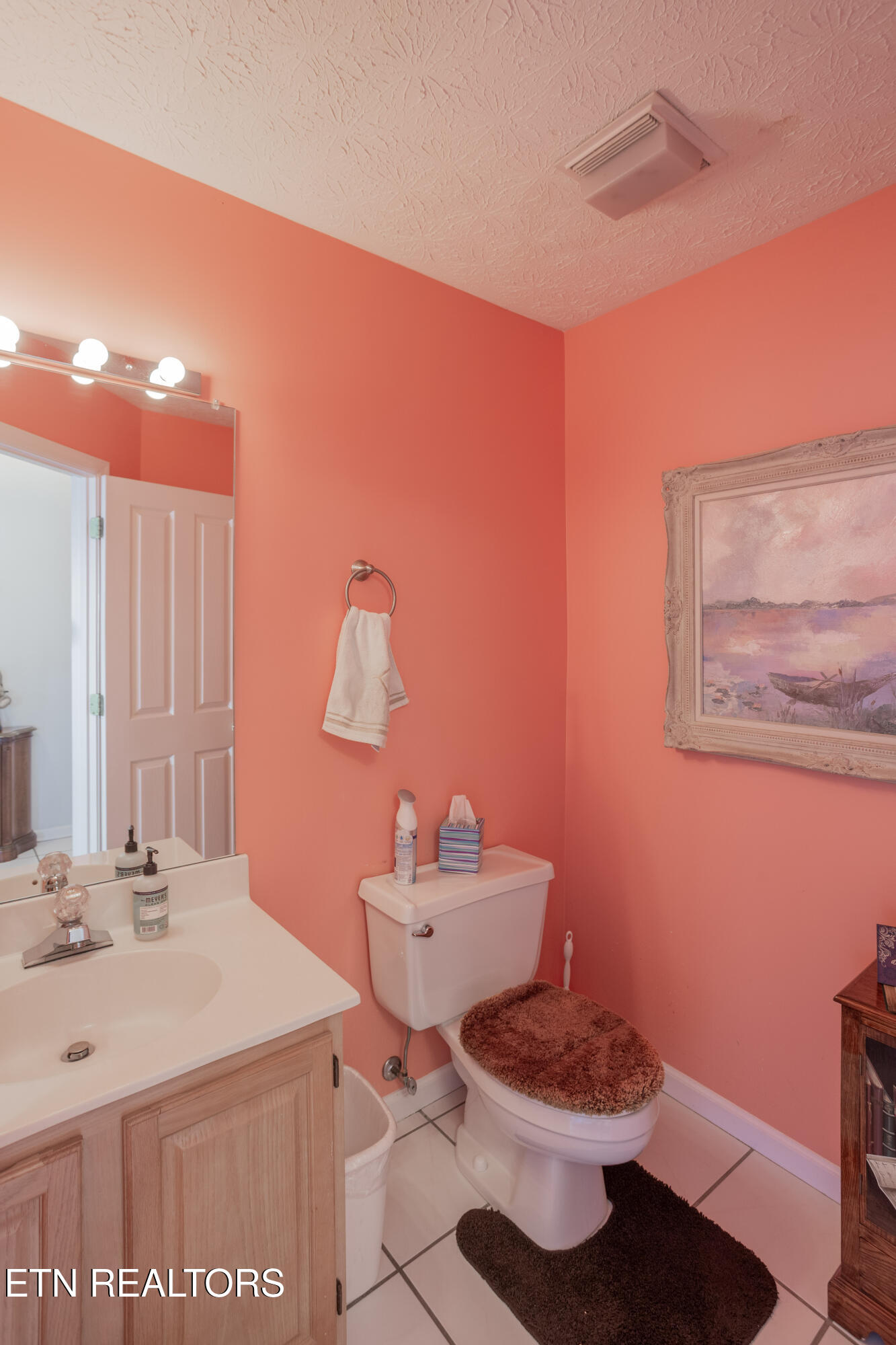 3478 Navigator Point Knoxville, TN 37922 - Photo 8 of 41 Interior_Half-Bath_01