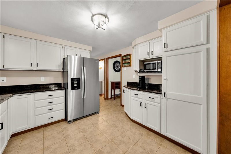 1066 Elton Drive Endicott, NY 13760 - Photo 11 of 50