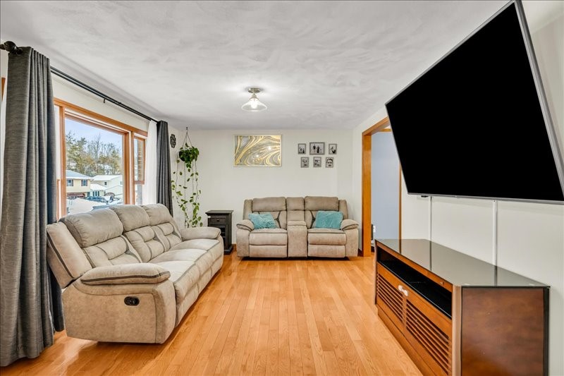 1066 Elton Drive Endicott, NY 13760 - Photo 6 of 50