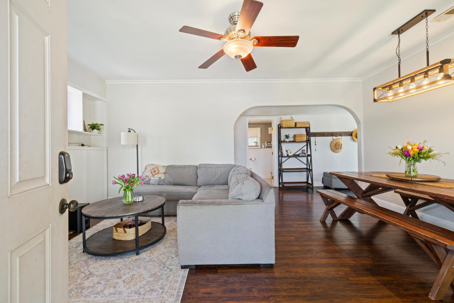 543 J Street Lincoln, CA 95648 - Photo 1 of 18