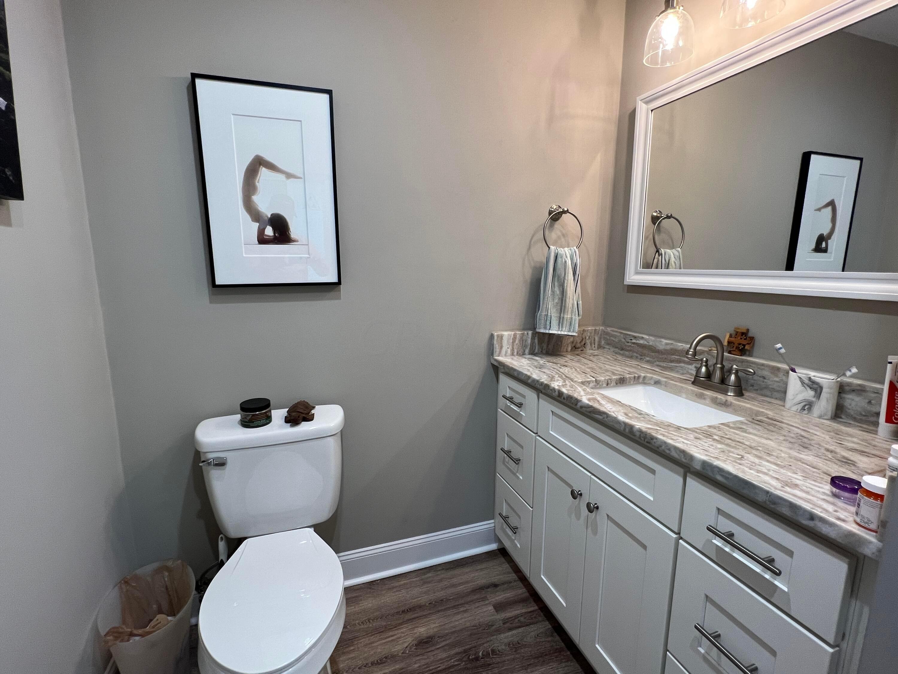 2680 Jordan Road Columbus, OH 43231 - Photo 23 of 55 Master bath