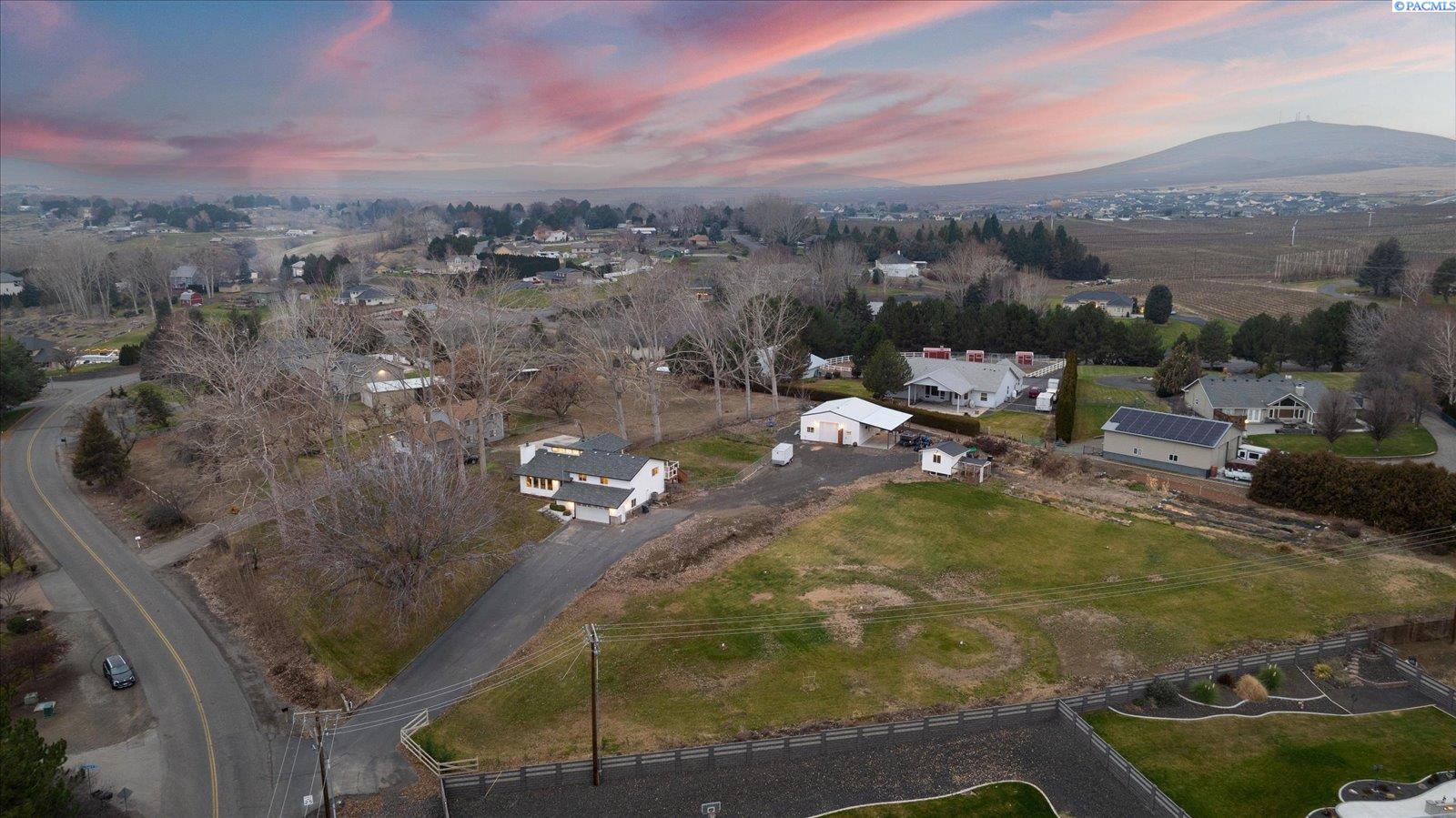 101504 East Clover Road Kennewick, WA 99338 - Photo 33 of 35 Gallery Image 33