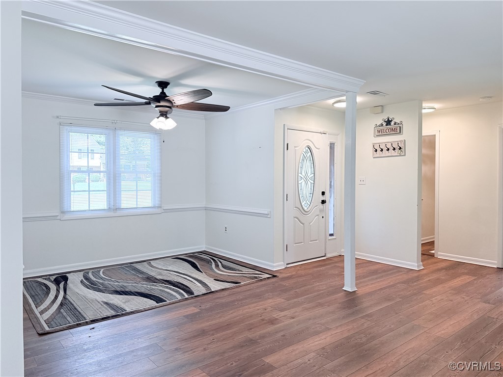 7908 Capistrano Drive Richmond, VA 23227 - Photo 20 of 22 a view of a livingroom with wooden floor