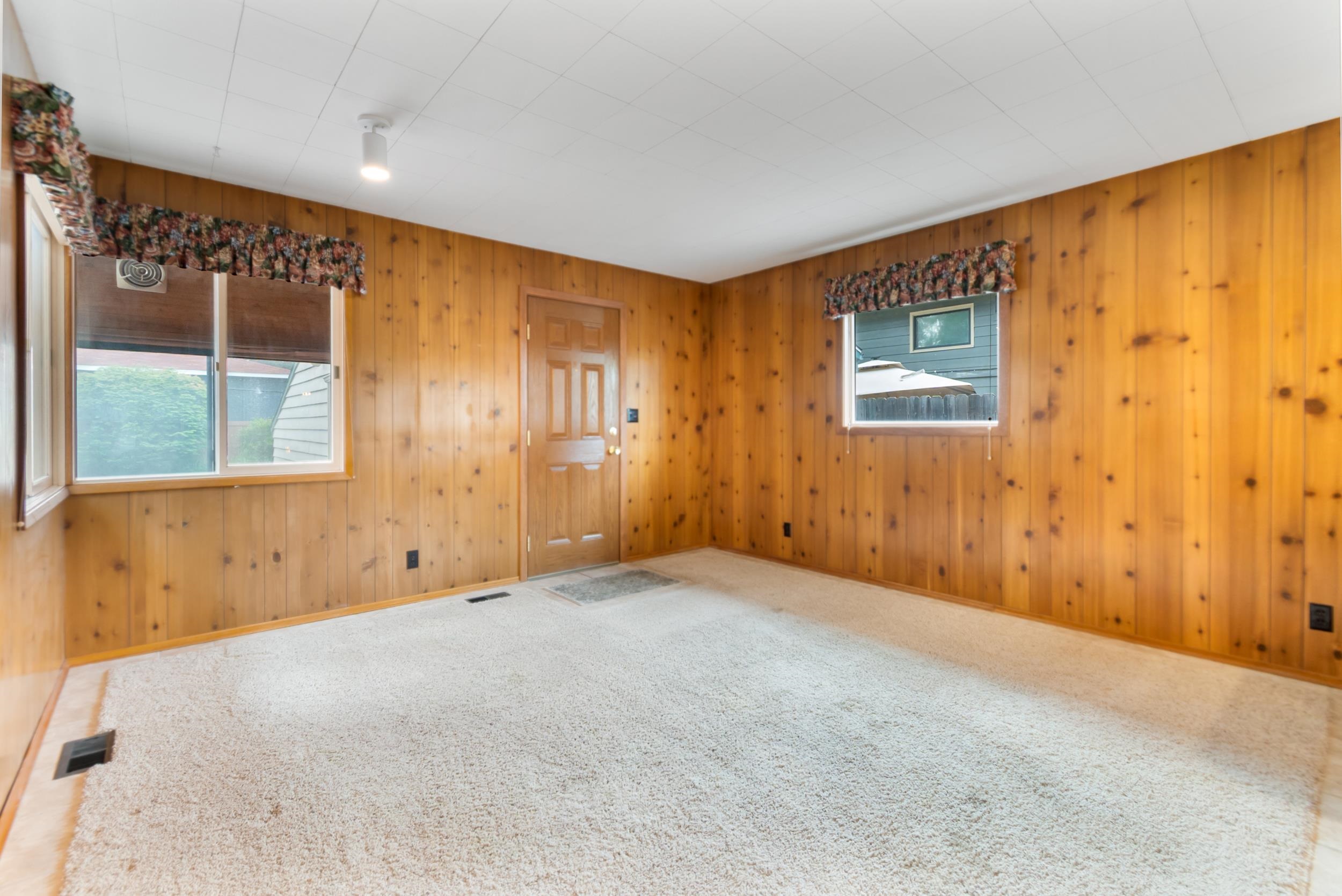 4112 South Hogan Street Spokane, WA 99203 - Photo 13 of 46