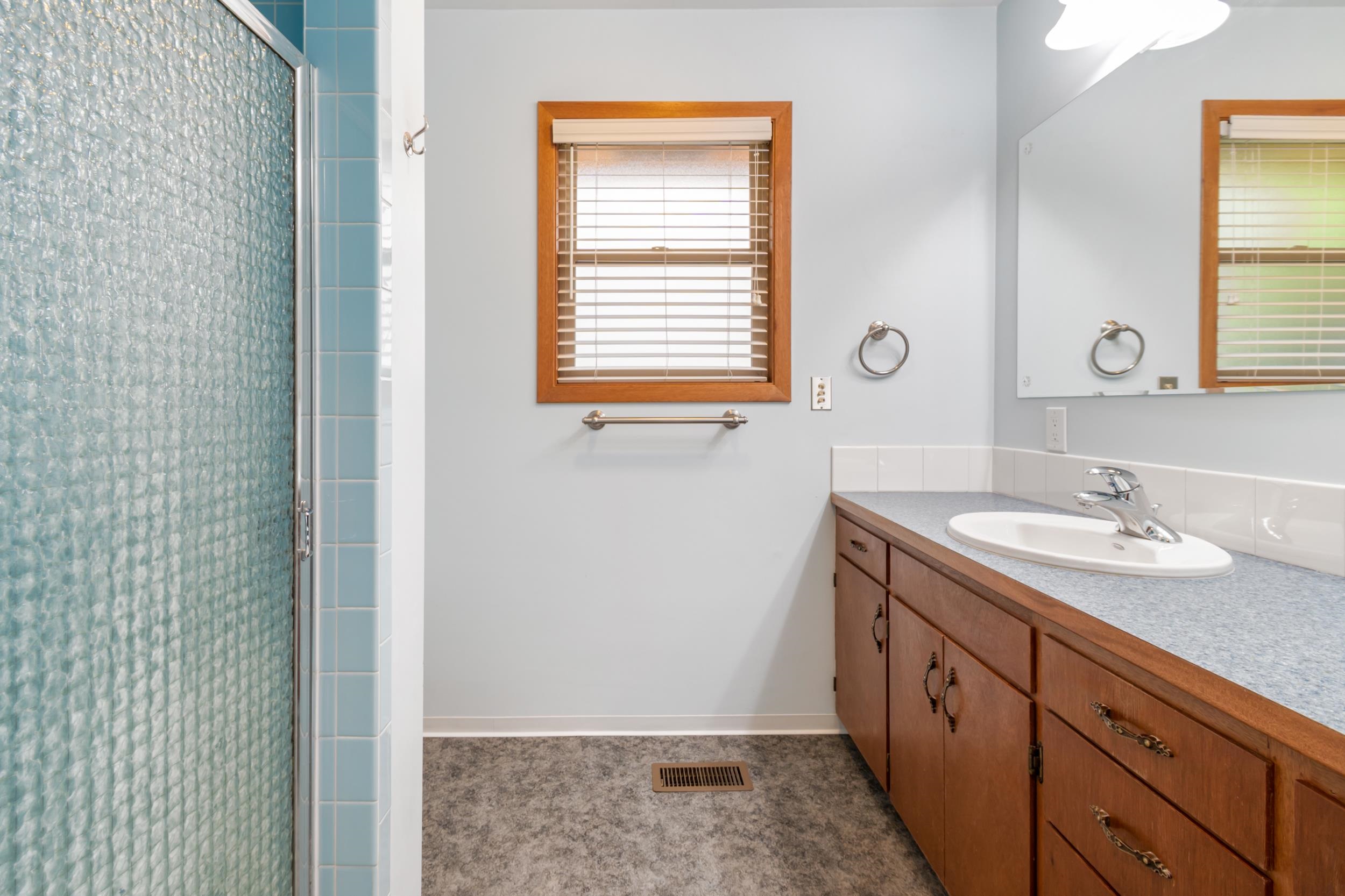 4112 South Hogan Street Spokane, WA 99203 - Photo 26 of 46