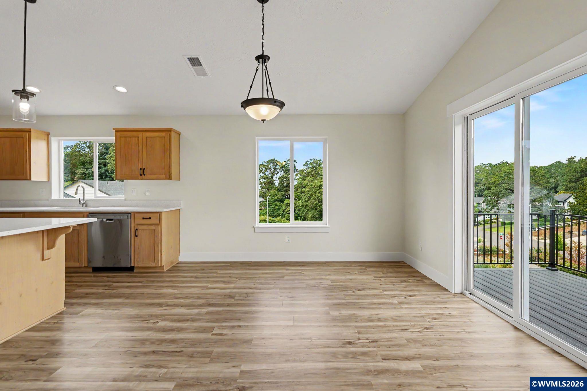 5642 Jeremy Vly Road Southeast Salem, OR 97306 - Photo 14 of 43