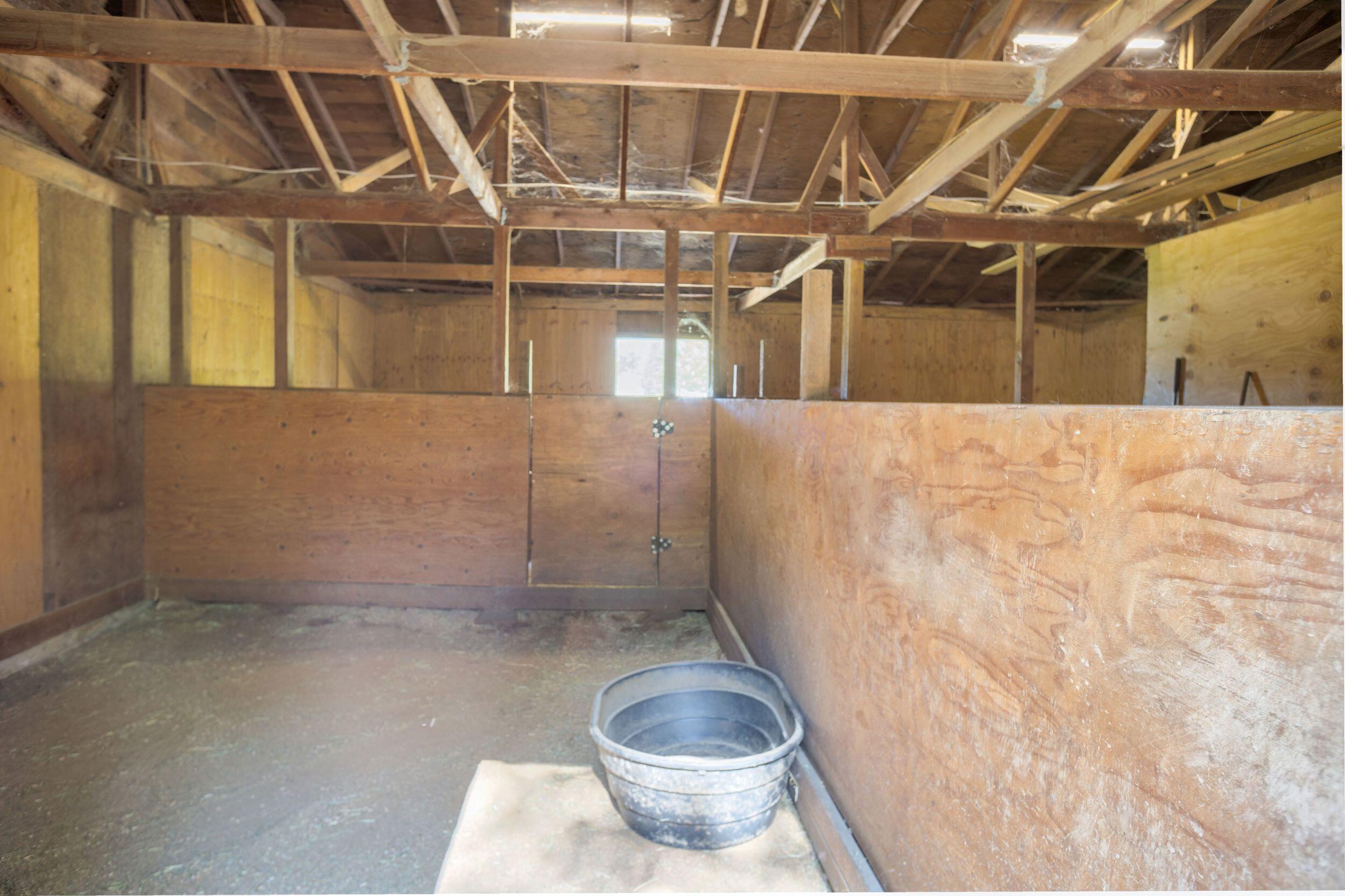 255 Queens Branch Road Rogue River, OR 97537 - Photo 36 of 60 a bathroom with a toilet and a shower