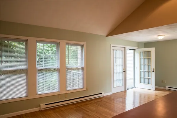 $1,400 | 2840 Hartford Avenue, Unit B, Johnston, RI 02919