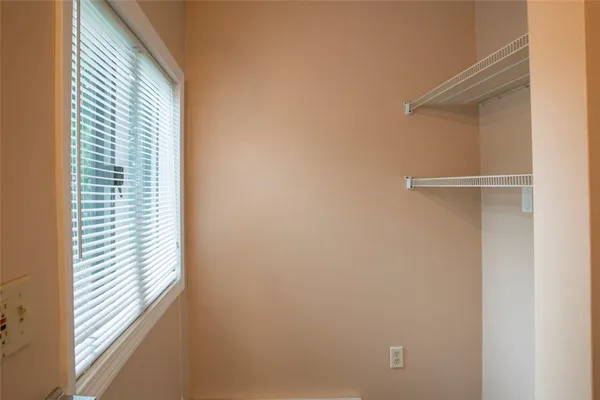 $1,400 | 2840 Hartford Avenue, Unit B, Johnston, RI 02919
