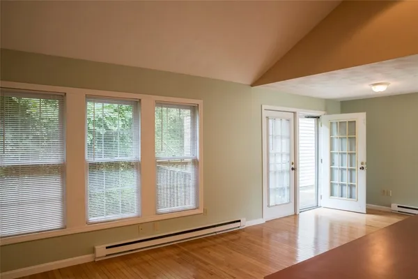 $1,400 | 2840 Hartford Avenue, Unit B, Johnston, RI 02919