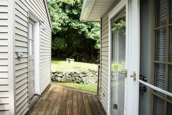 $1,400 | 2840 Hartford Avenue, Unit B, Johnston, RI 02919