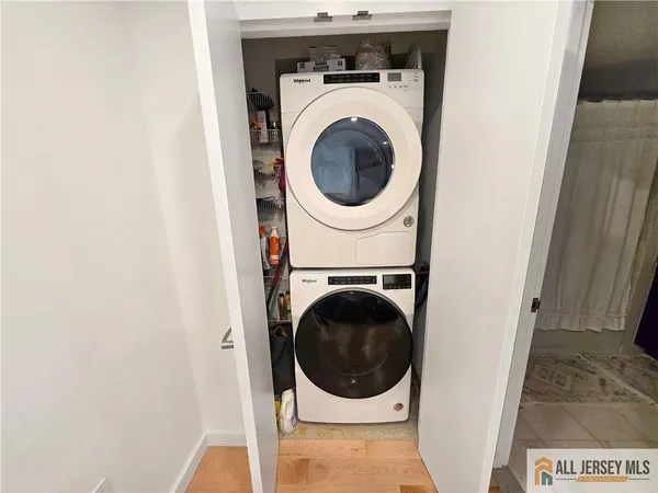 $2,800 | 110 Somerset Street, Unit 2209, New Brunswick, NJ 08901