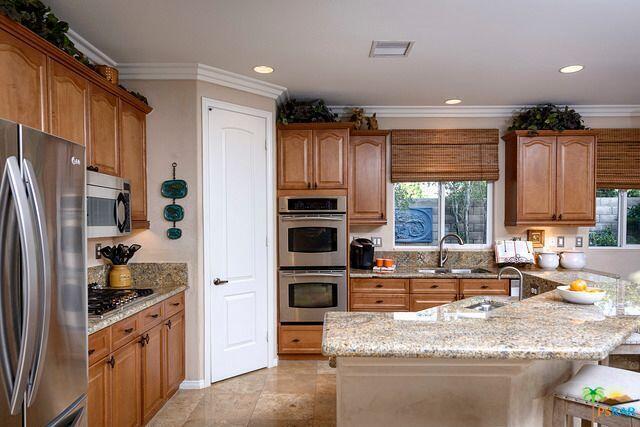250 Via San Lucia Rancho Mirage, CA 92270 - Photo 6 of 18 20230522190358921759000000-o (1)