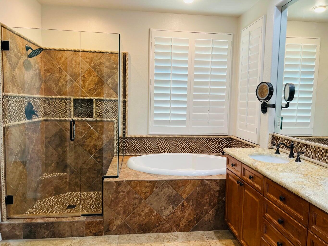 250 Via San Lucia Rancho Mirage, CA 92270 - Photo 7 of 18 20230603054017100867000000-o