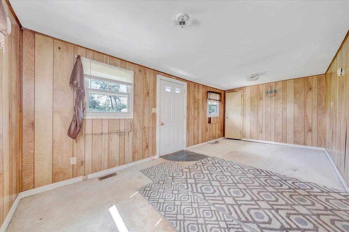 1726 Hendricks Store Road Moneta, VA 24121 - Photo 6 of 35 a view of a big room with windows and closet area