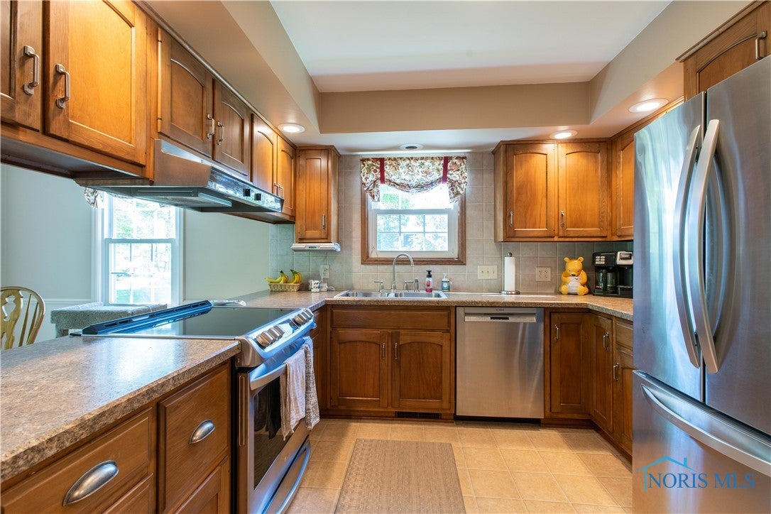 76 Back Bay Road Bowling Green, OH 43402 - Photo 7 of 43 Gallery Image 7