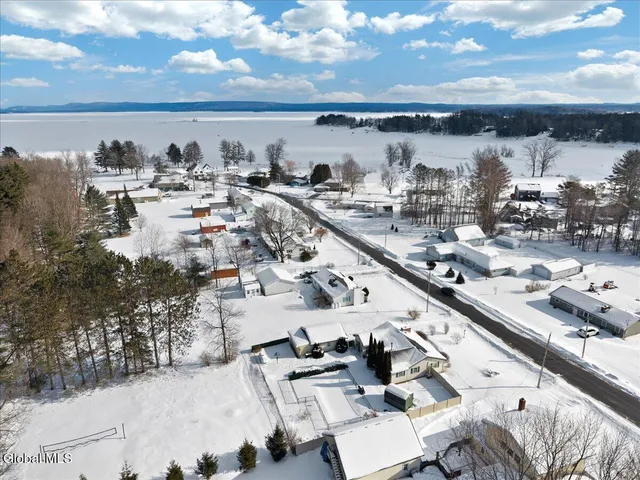 $425,000 | 131 Priddle Point Road, Gloversville, NY 12078