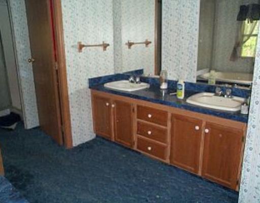159 Kaiser Road Butler, PA 16002 - Photo 5 of 8 Master Bath/Spa.