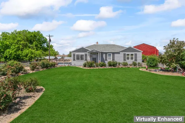 $759,900 | 1444 West Black Canyon Highway, Emmett, ID 83617