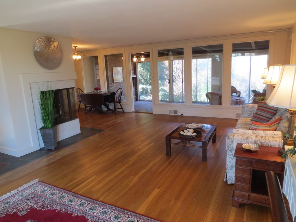37 Stony Brook Road Marblehead, MA 01945 - Photo 8 of 23 Gallery Image 8