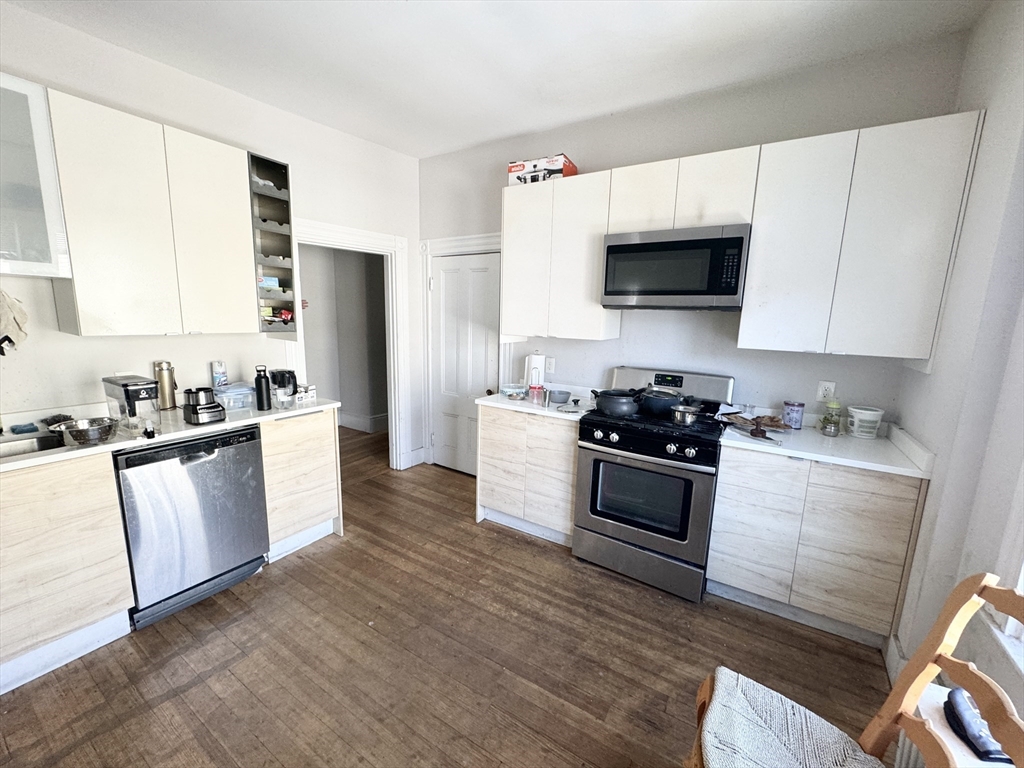 158 Boston Street, Unit 2 Boston, MA 02125 - Photo 2 of 8