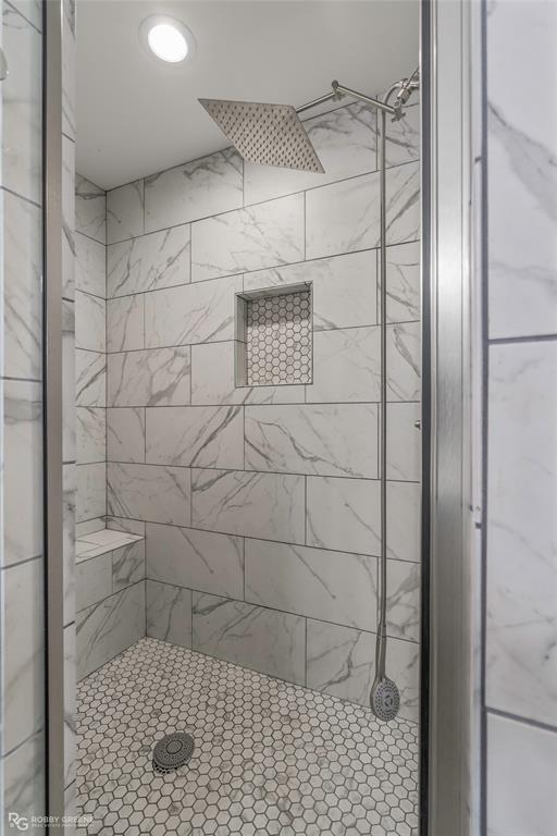 396 Collinswood Road Stonewall, LA 71078 - Photo 31 of 32 a bathroom with a shower