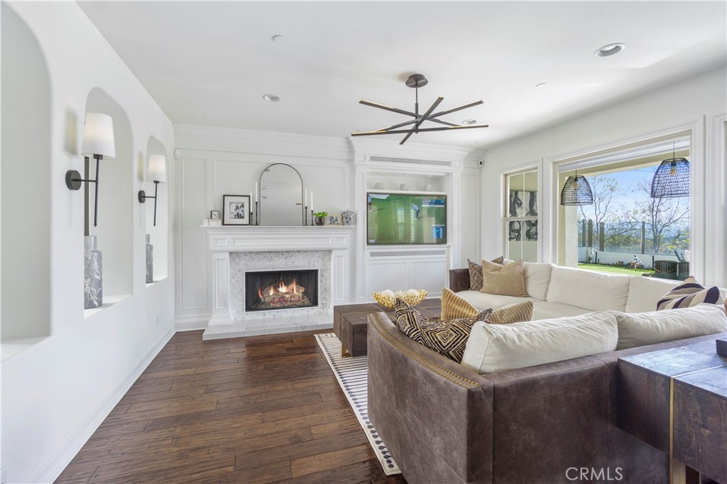 13 Via Jubilar San Clemente, CA 92673 - Photo 8 of 60 Family Room