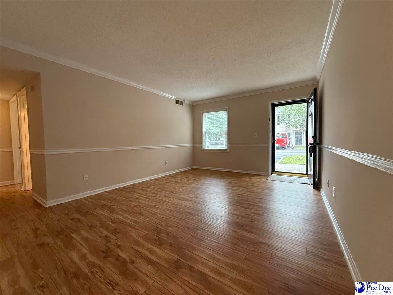 2201 West Jody Road Florence, SC 29501 - Photo 4 of 17 Gallery Image 4