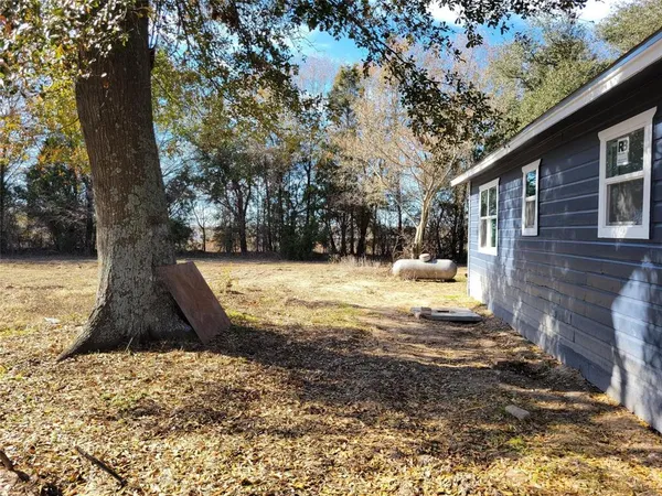 $1,395 | 1317 East Main Street, Unit 1315, Gun Barrel City, TX 75156