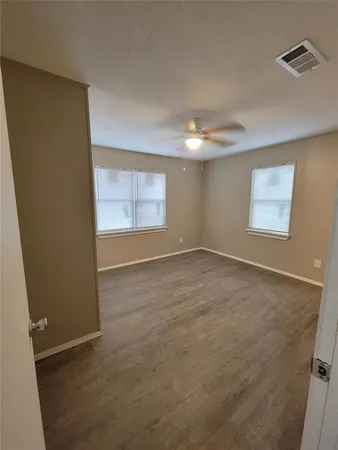 $1,395 | 1317 East Main Street, Unit 1315, Gun Barrel City, TX 75156