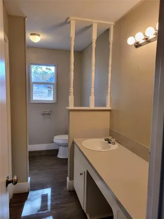 $1,395 | 1317 East Main Street, Unit 1315, Gun Barrel City, TX 75156