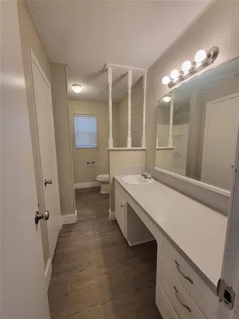 $1,395 | 1317 East Main Street, Unit 1315, Gun Barrel City, TX 75156