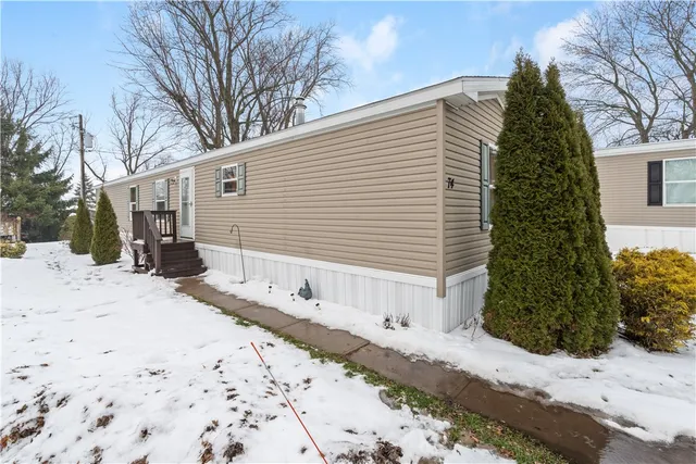 $44,900 | 74 Bloomdale Mhp, Bloomfield, NY 14469