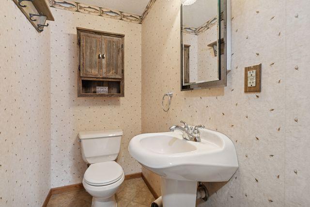 309 Sunset Drive South Minnetonka, MN 55305 - Photo 14 of 43