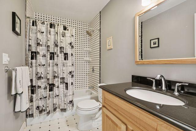 309 Sunset Drive South Minnetonka, MN 55305 - Photo 6 of 43