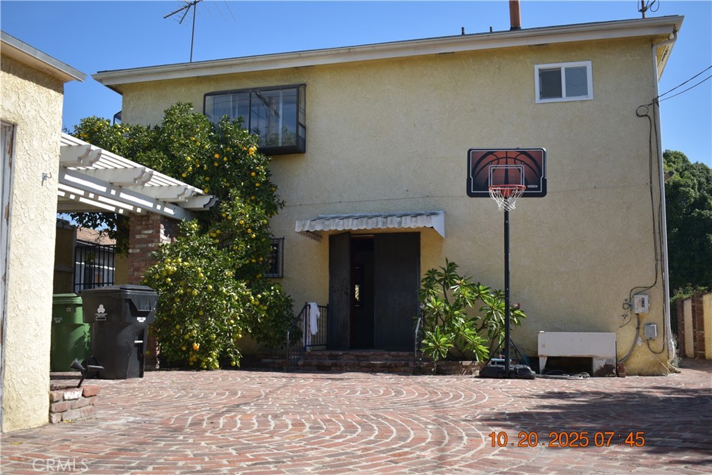 1009 South Rimpau Boulevard Los Angeles, CA 90019 - Photo 12 of 35