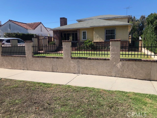 1009 South Rimpau Boulevard Los Angeles, CA 90019 - Photo 6 of 35