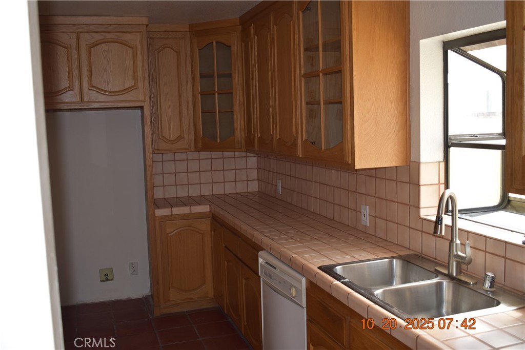 1009 South Rimpau Boulevard Los Angeles, CA 90019 - Photo 7 of 35