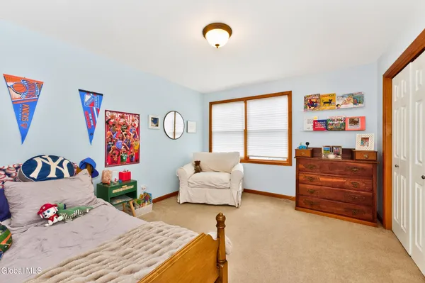 $470,000 | 15 Croswell Street, Albany, NY 12206