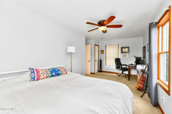 $470,000 | 15 Croswell Street, Albany, NY 12206