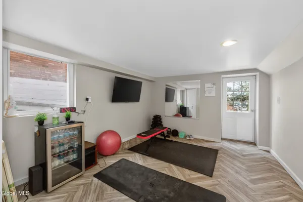 $470,000 | 15 Croswell Street, Albany, NY 12206