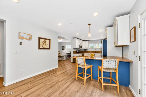 $470,000 | 15 Croswell Street, Albany, NY 12206
