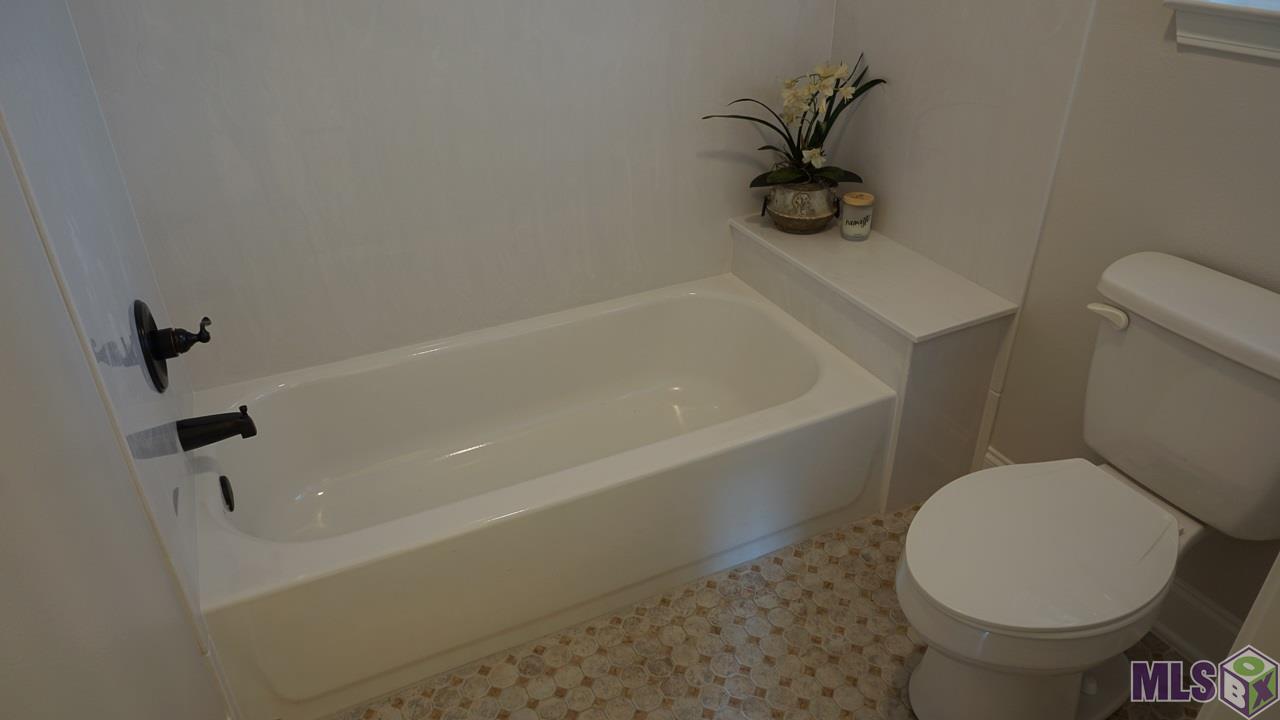 13544 High Ridge Avenue Baton Rouge, LA 70817 - Photo 23 of 32 Gallery Image 23